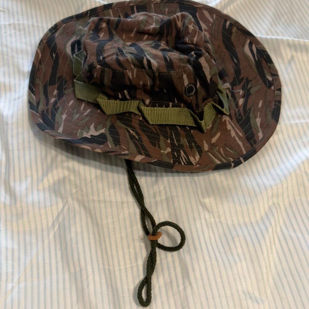 US Army Jungle Hat Viet-Nam Type 1968/1971 Tiger Stripe Camo Boonie Hat